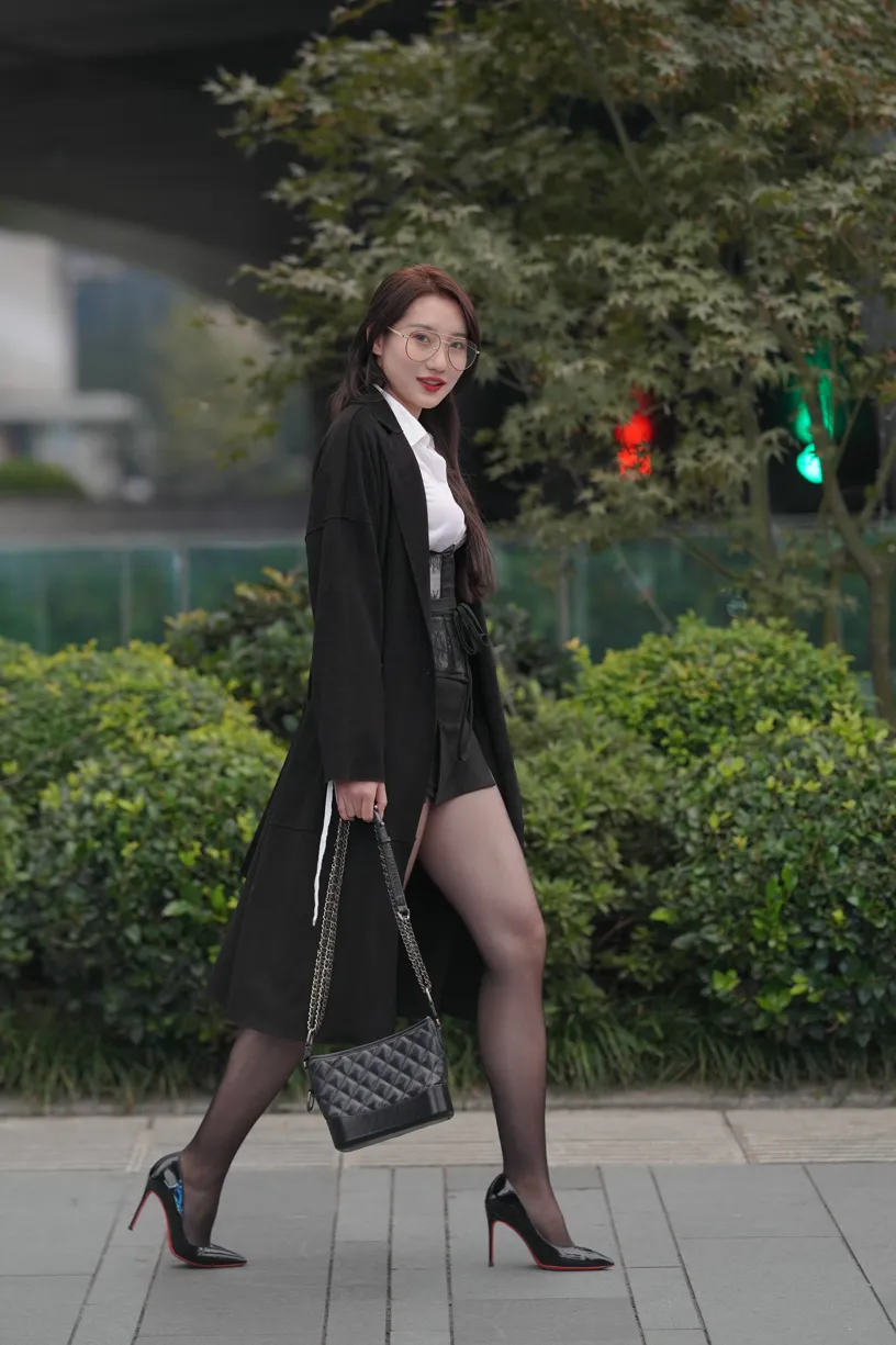 [Mzsock] NO.160 Long legs in black stockings street photography#[105P]-84