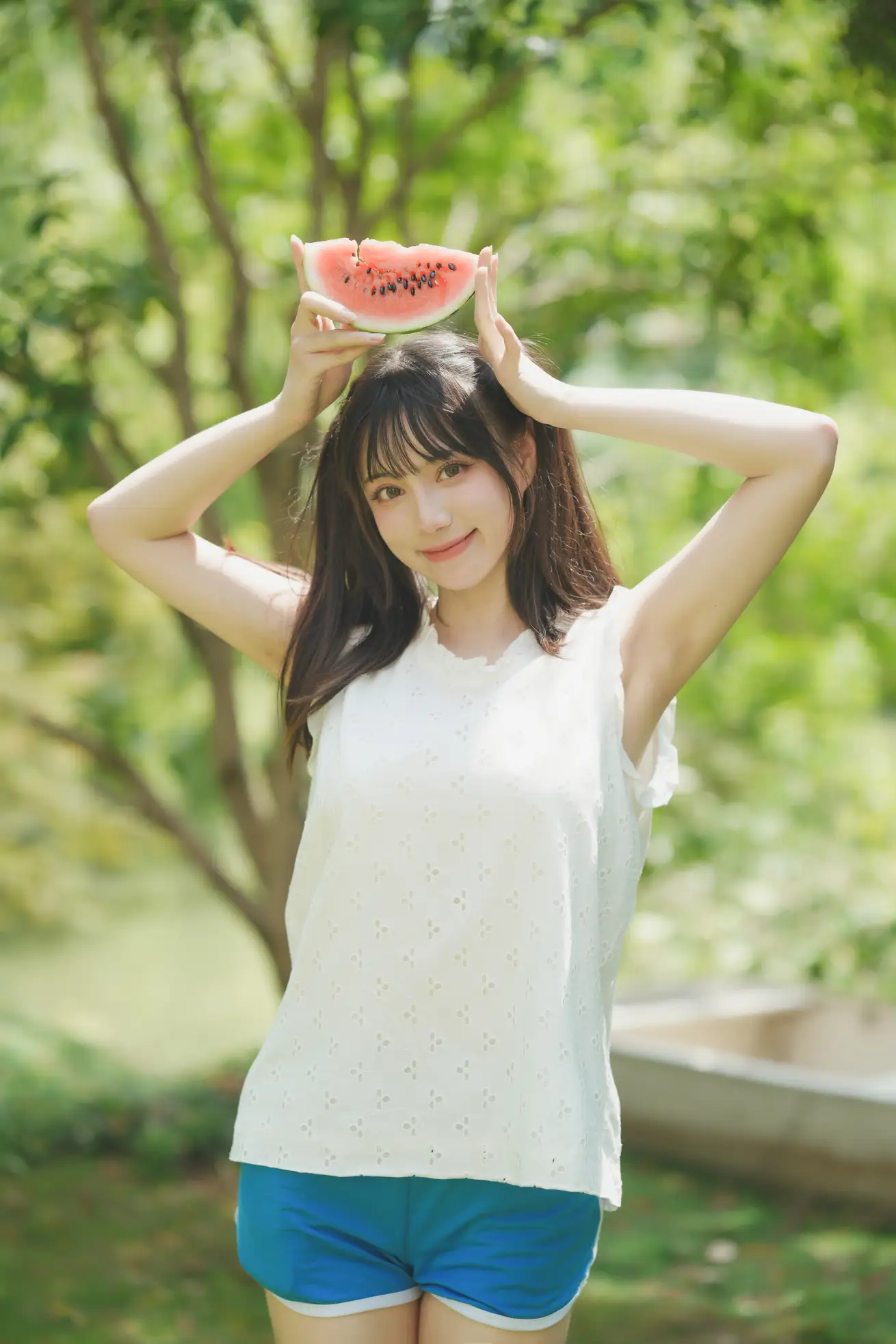 [YITUYU] 2022.09.05 Vol.1877 – Summer Girl and Watermelon Two plus six#[39P]-26