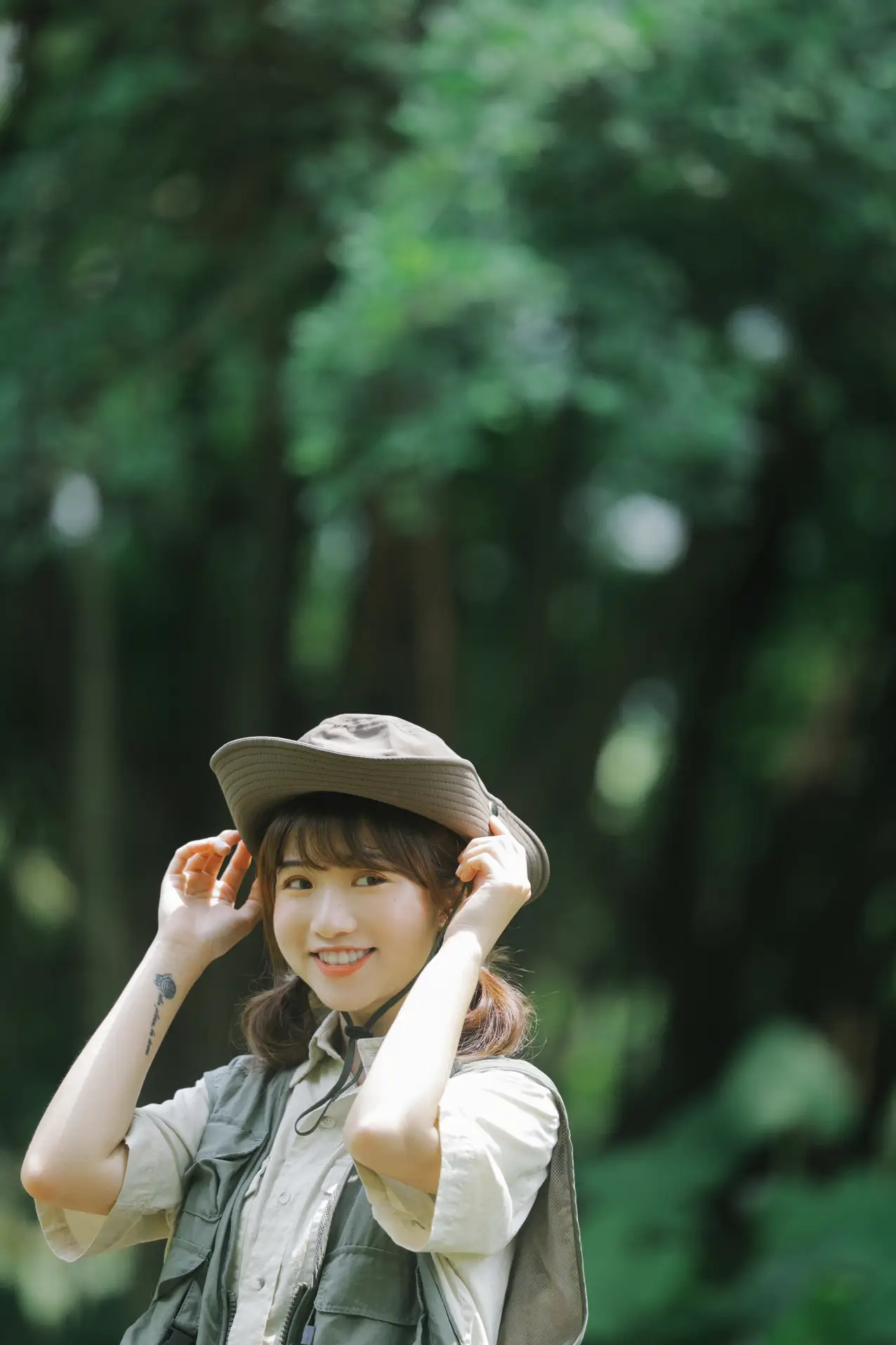 [YITUYU] 2022.07.08 Vol.1417 – Summer Camping Fatty Blue-#[34P]-33